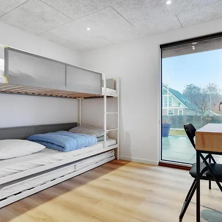 3 Bedroom Stunning In *